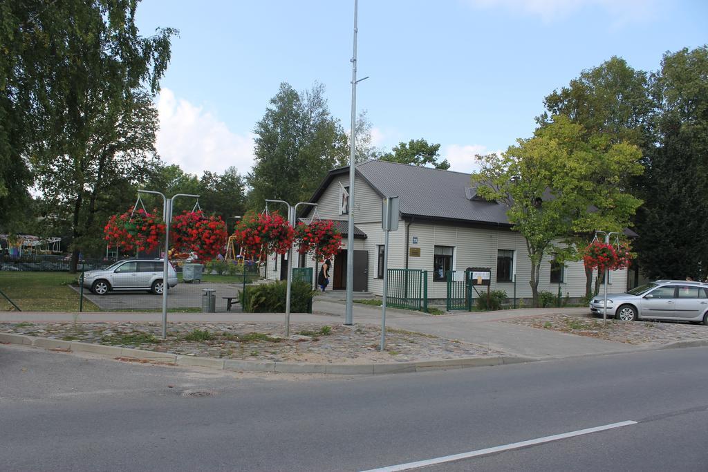 Latvijas Sarkana Krusta Viesnica Rēzekne Esterno foto