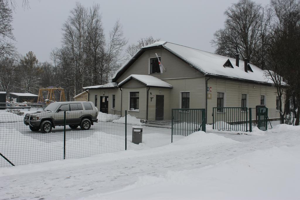 Latvijas Sarkana Krusta Viesnica Rēzekne Esterno foto